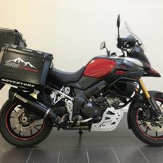 Suzuki DL1000 AL 2014 Totalt skadet.