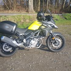 Suzuki V-Strom 650