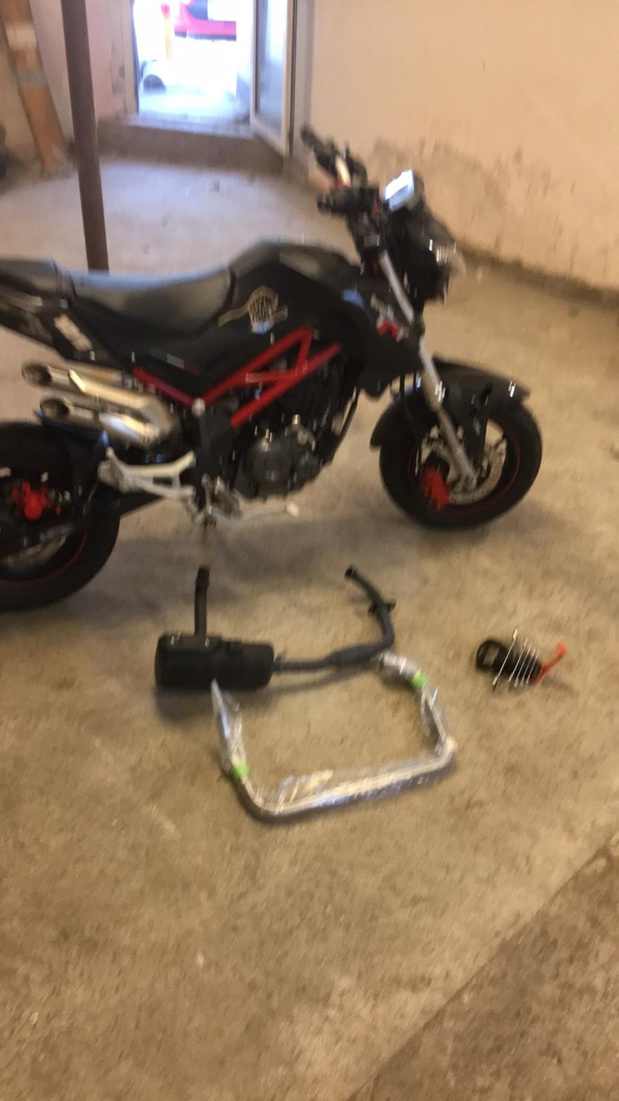 Benelli TNT 125 billede 15