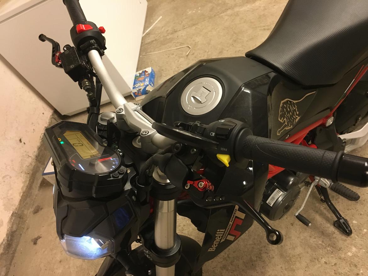 Benelli TNT 125 billede 20