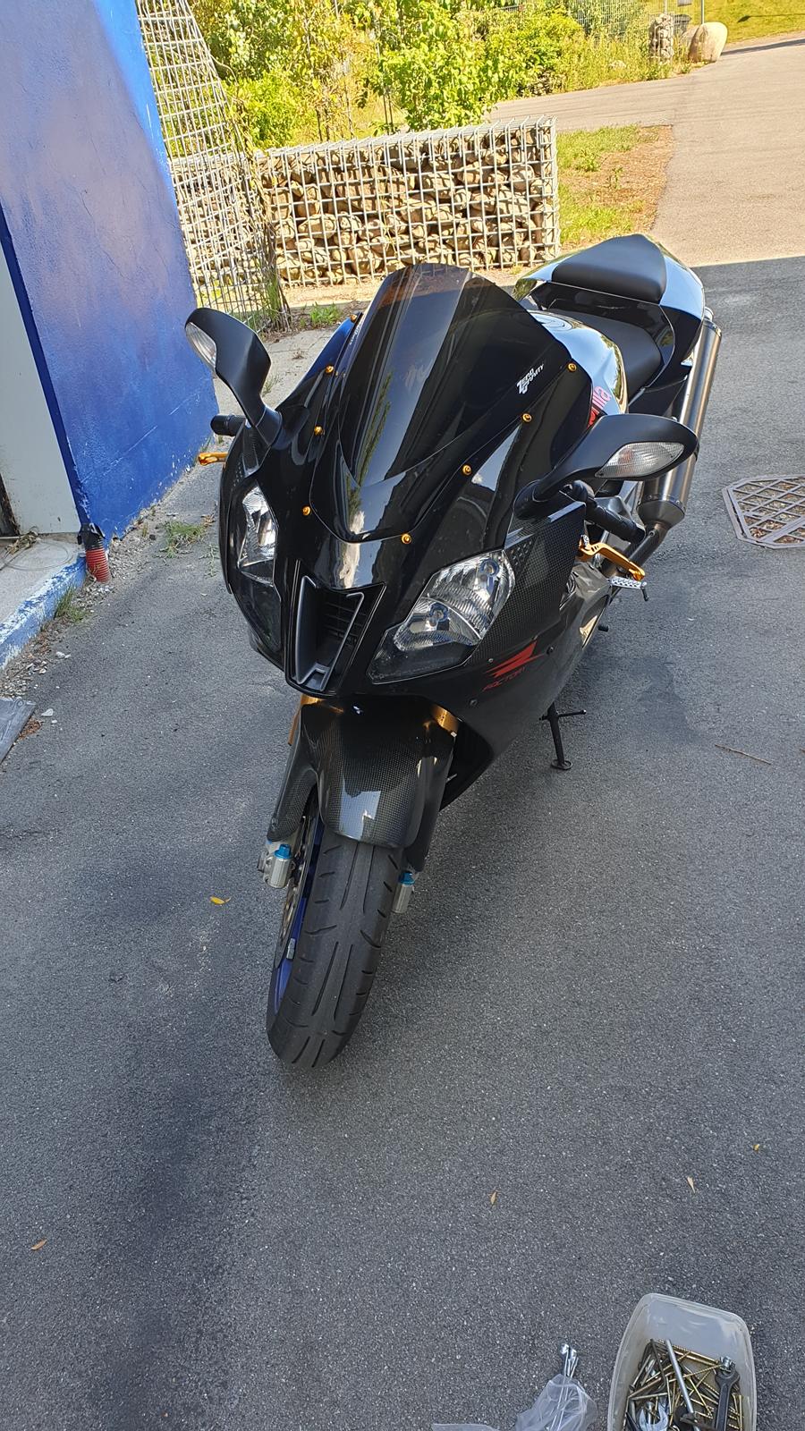 Aprilia RSV 1000 R Factory - SOLGT billede 12