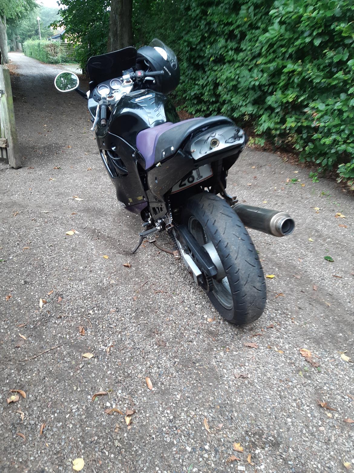 Suzuki gsx 600f billede 10