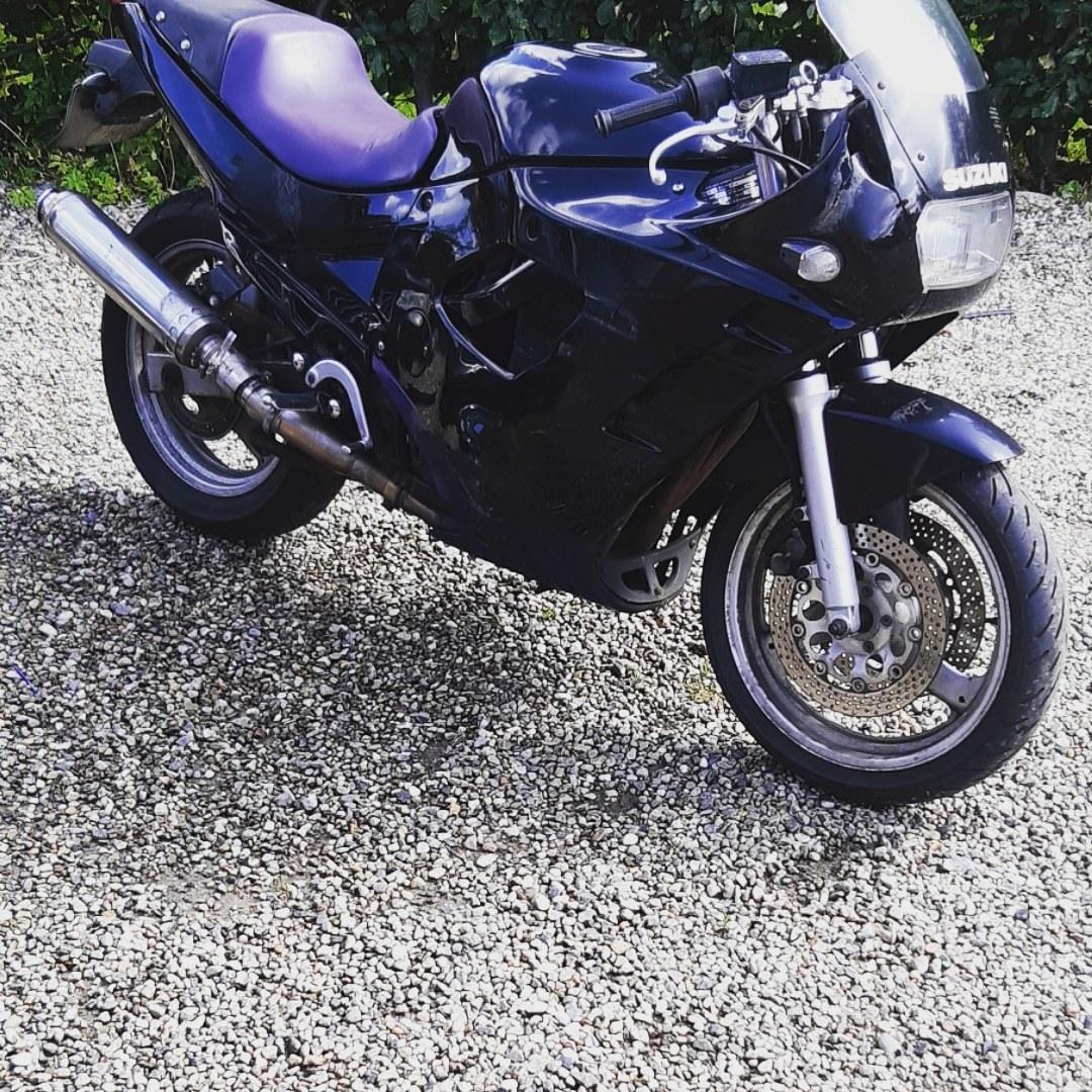 Suzuki gsx 600f billede 15