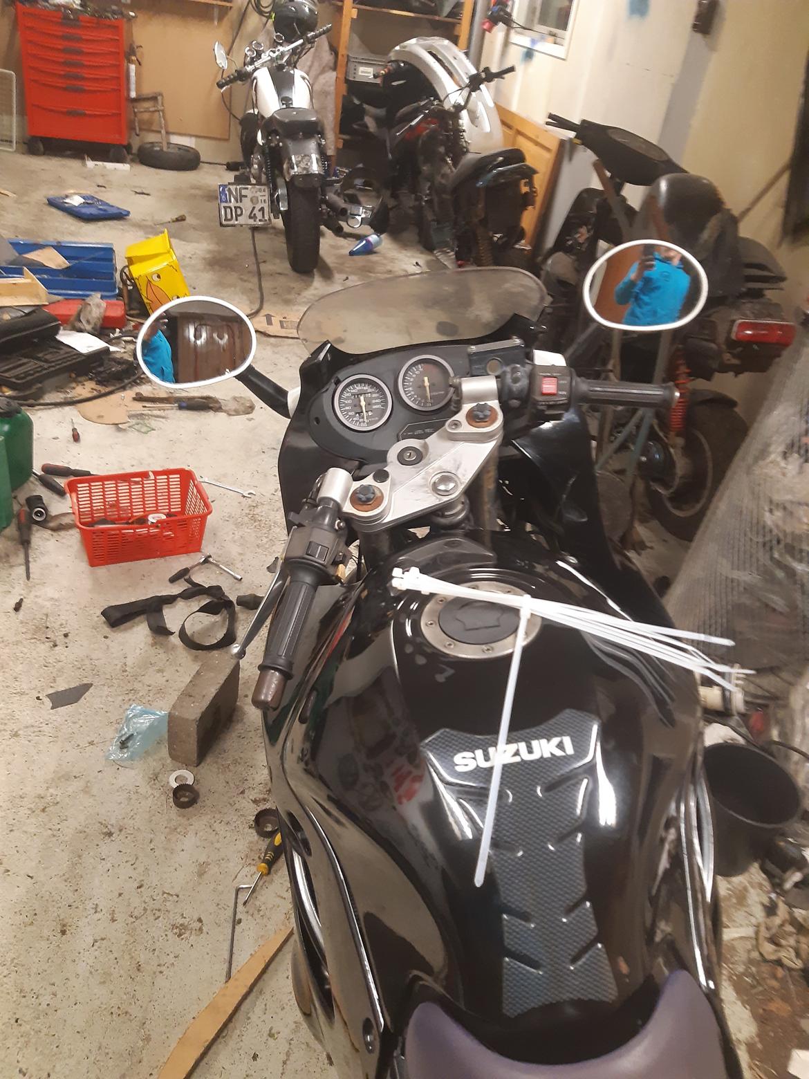 Suzuki gsx 600f billede 23