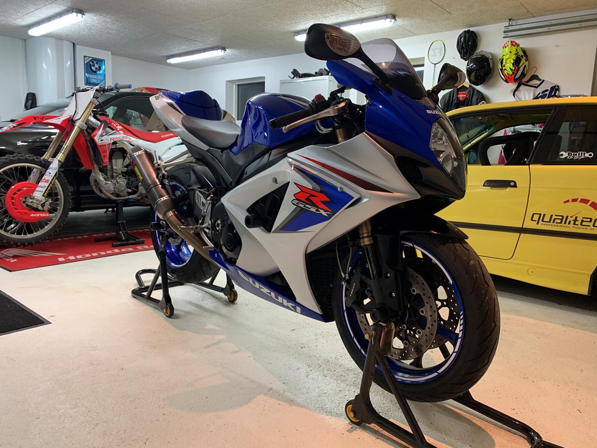 Suzuki GSXR 1000 k8 billede 2