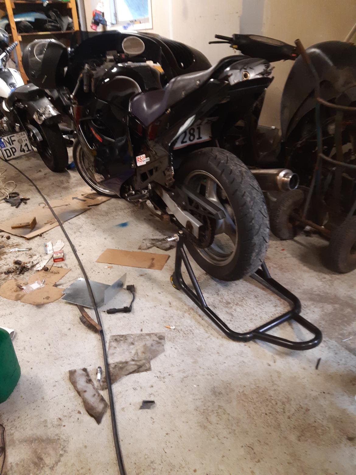 Suzuki gsx 600f billede 35
