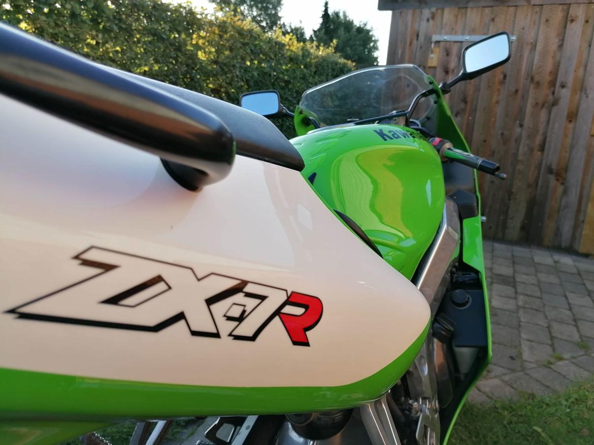 Kawasaki Ninja ZX-7R billede 12