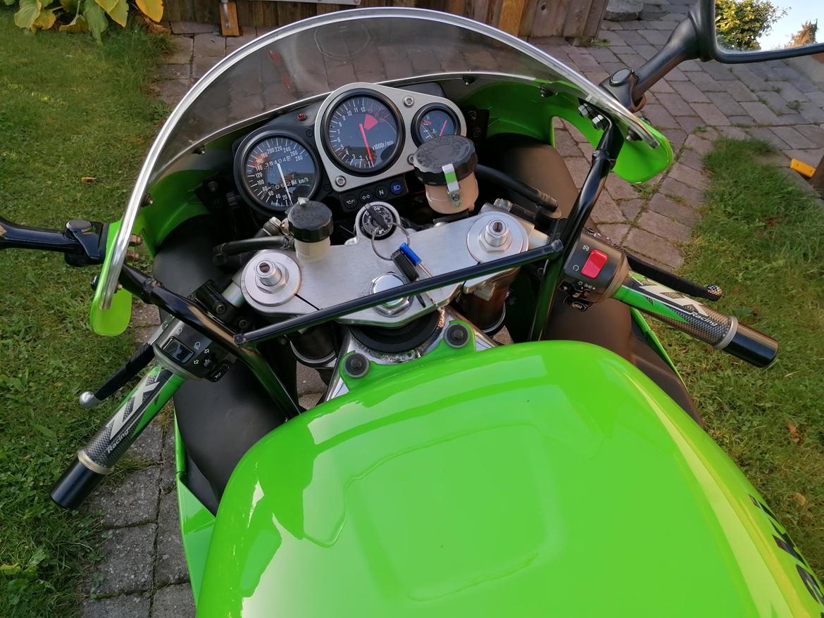 Kawasaki Ninja ZX-7R billede 16