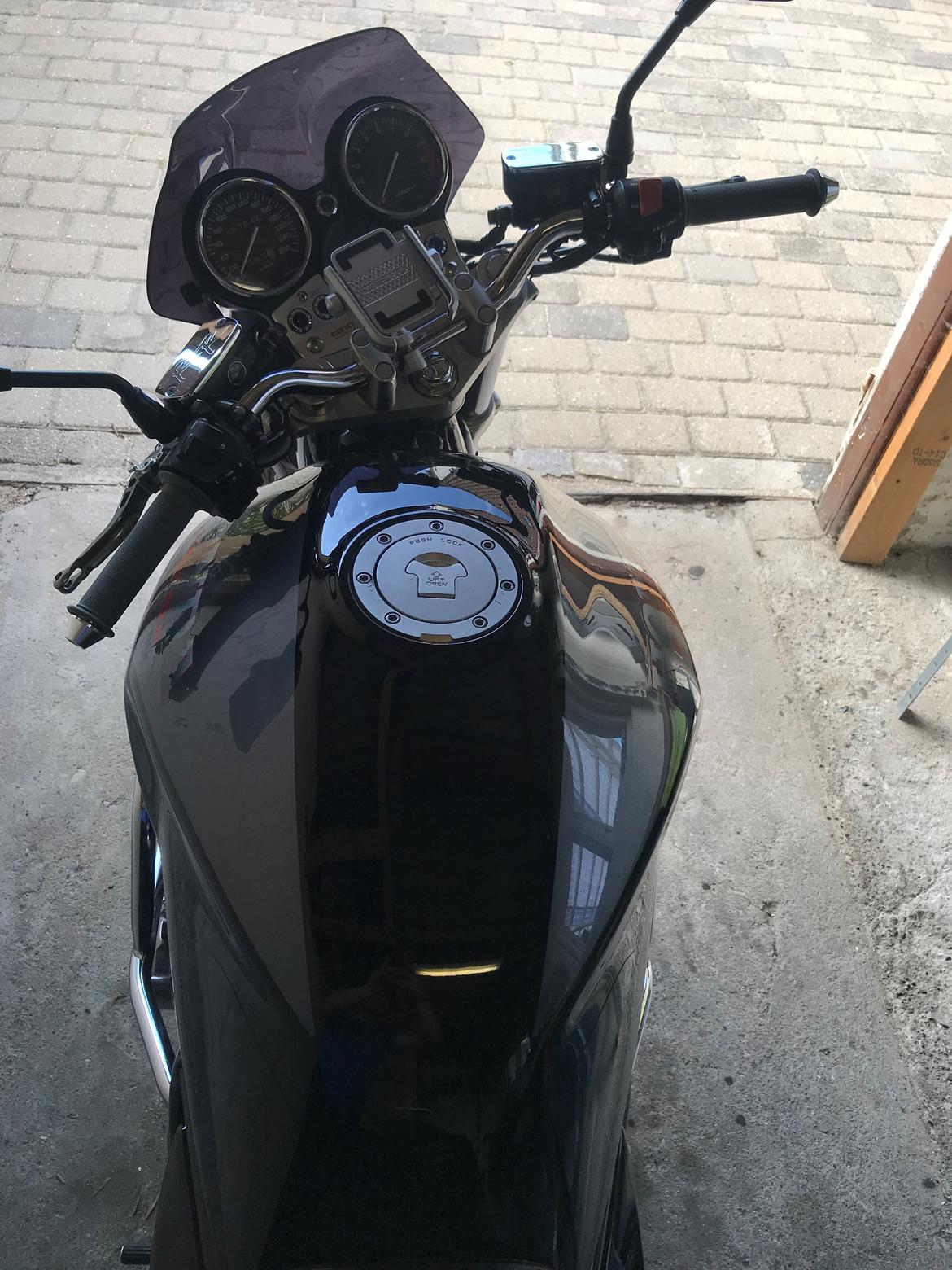 Honda Superfour  billede 15