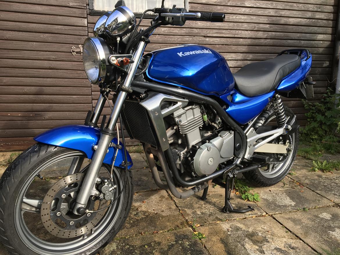 Kawasaki ER-5 billede 9