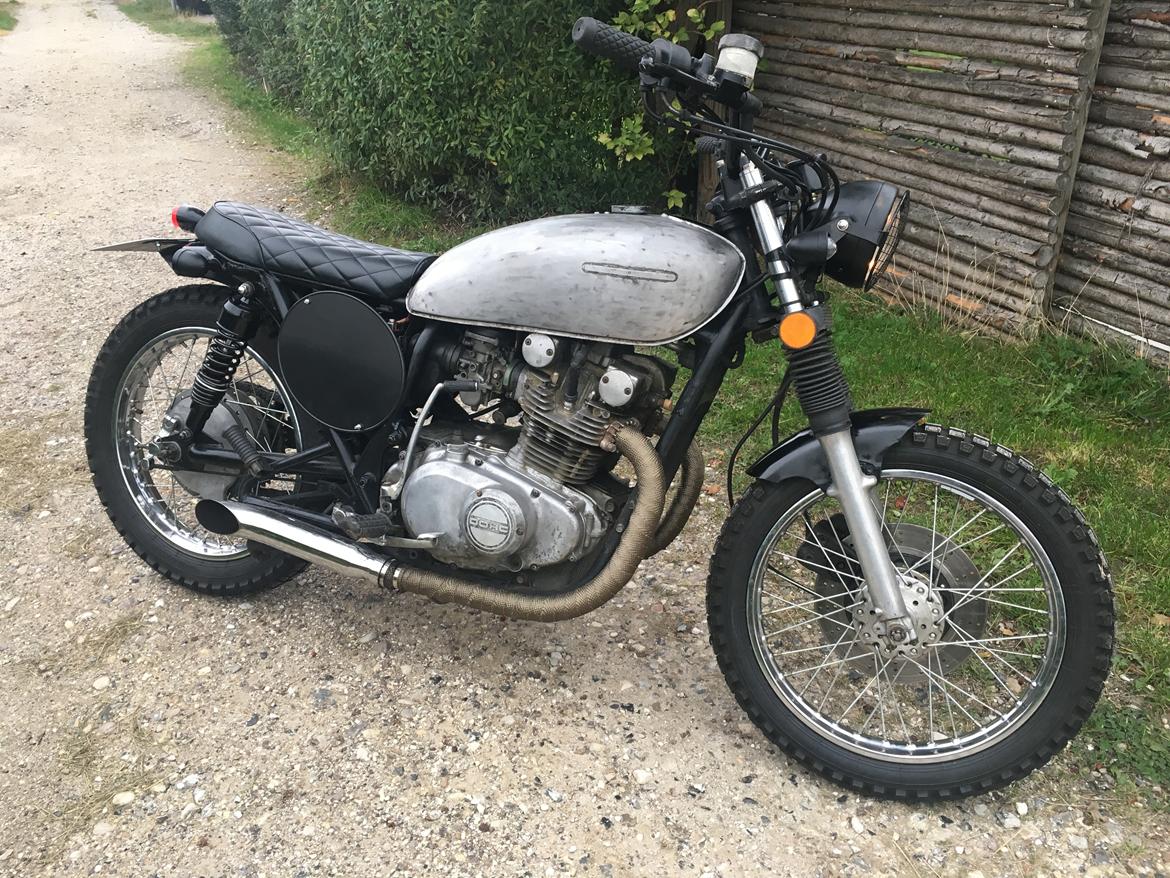 Suzuki GS400 L  ** Bratstyle **  billede 4
