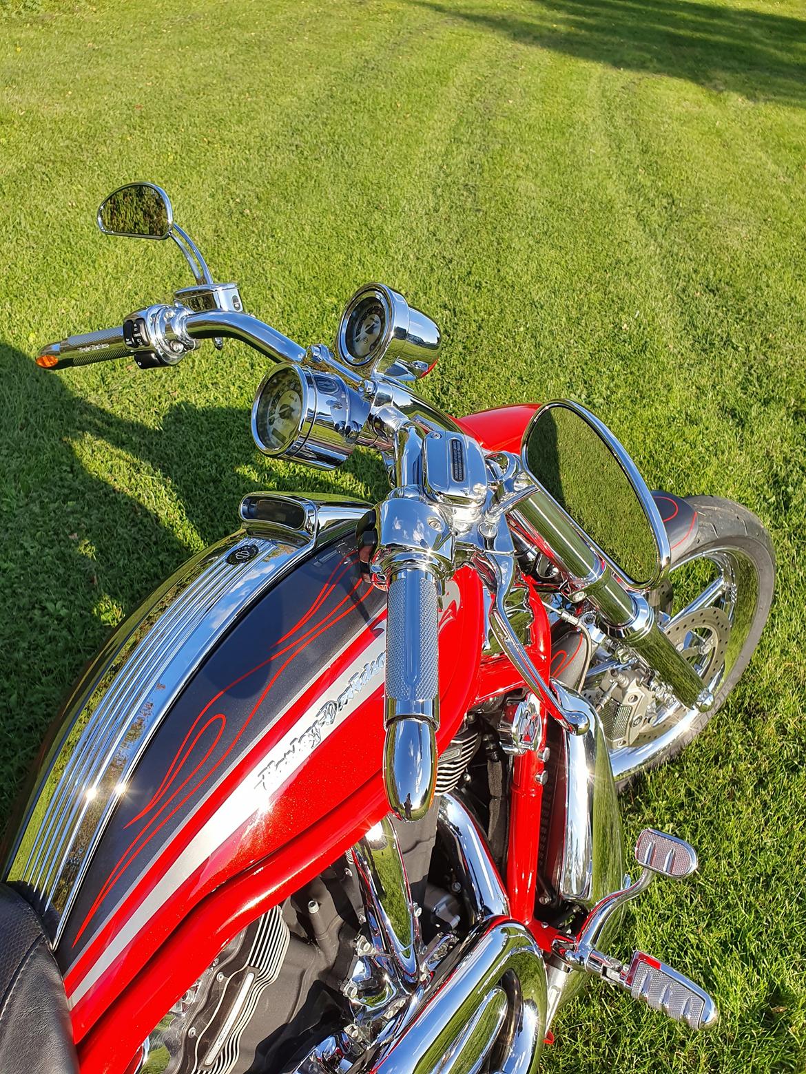 Harley Davidson V-Rod Screamin Eagle billede 6