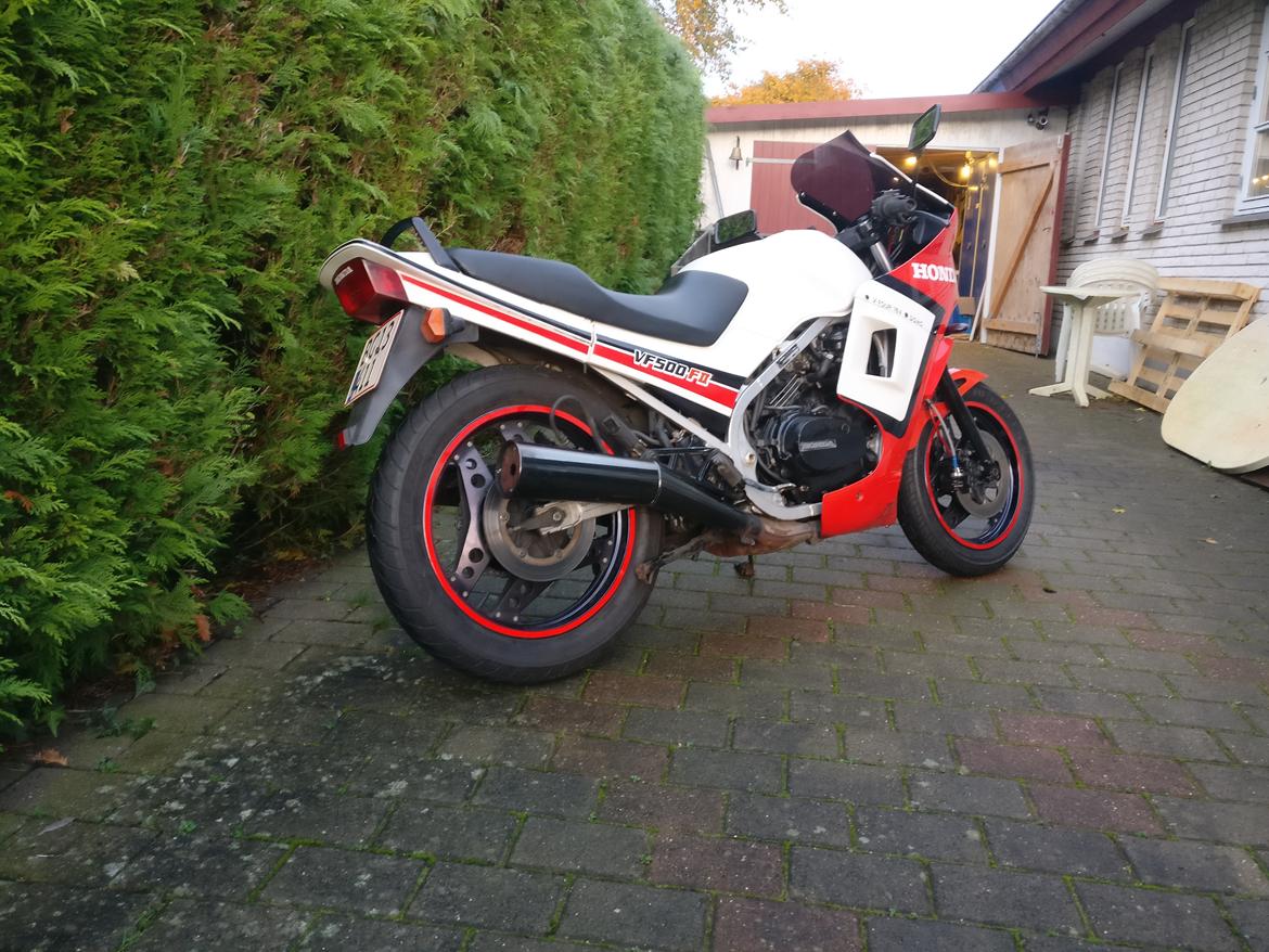 Honda VF500 F2 SOLGT billede 3