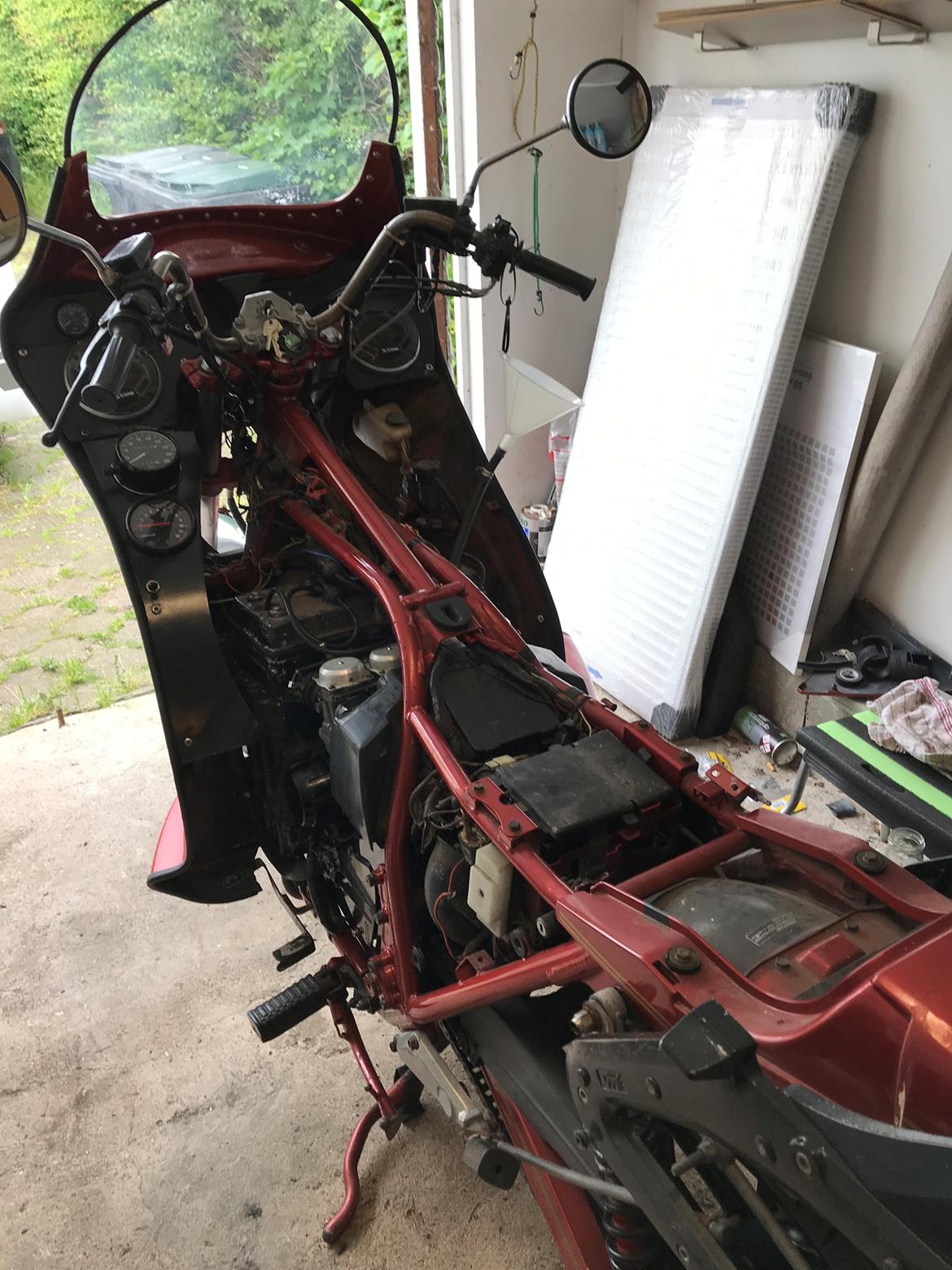 Kawasaki Z1000ST billede 6