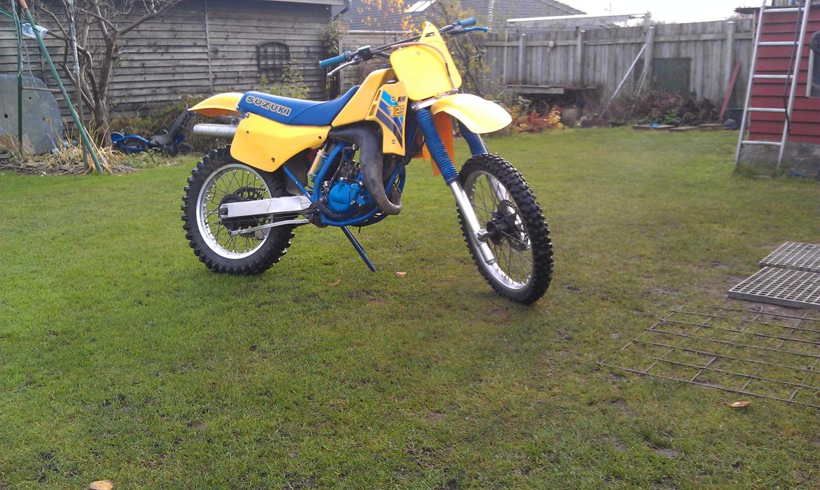 Suzuki RM 125  billede 16