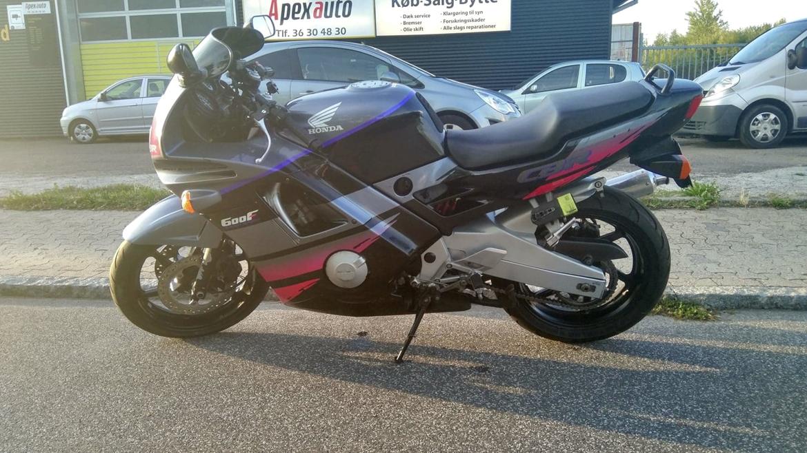 Honda CBR600F2 billede 5