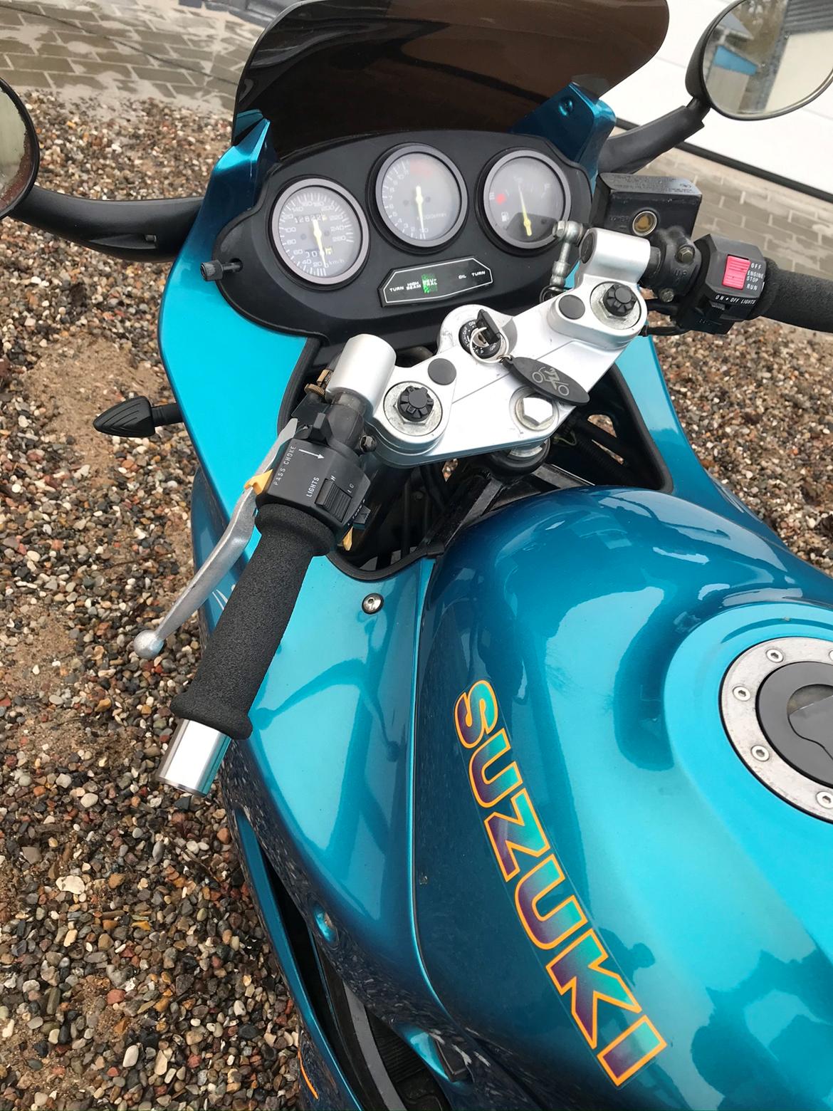 Suzuki GSX 600 F billede 9