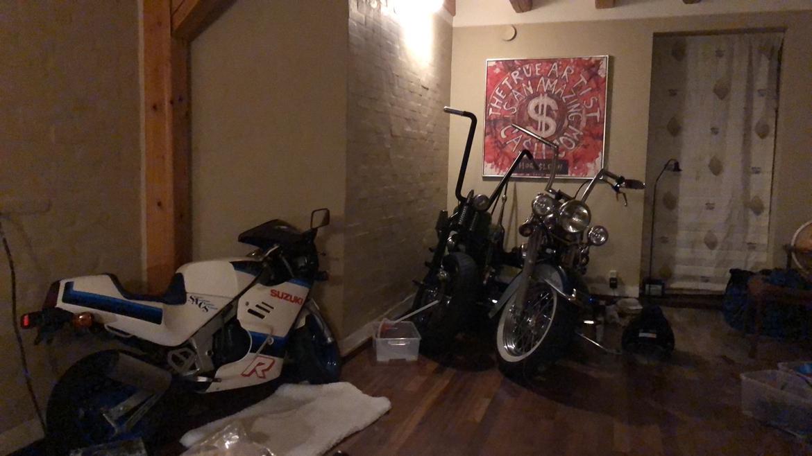 Harley Davidson FLSTCI Heritage - Vinteropbevaring i stuen billede 9