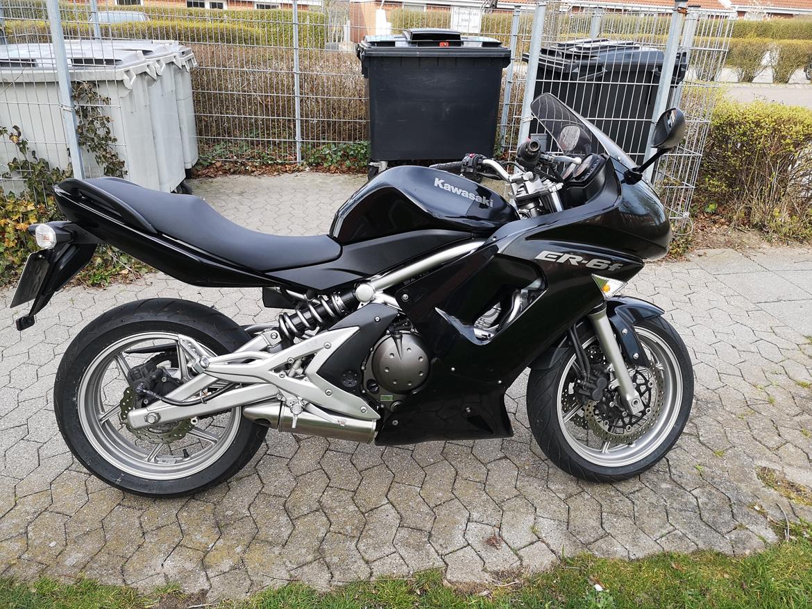 Kawasaki ER6f billede 1