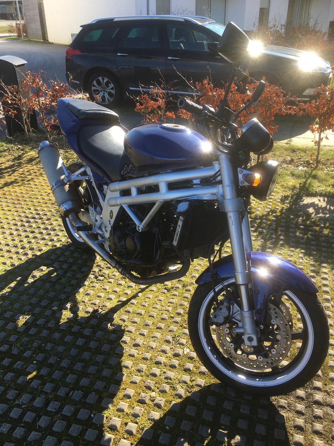 Hyosung Gt 650 . knækket ventil intet lever evigt ha solgt billede 2