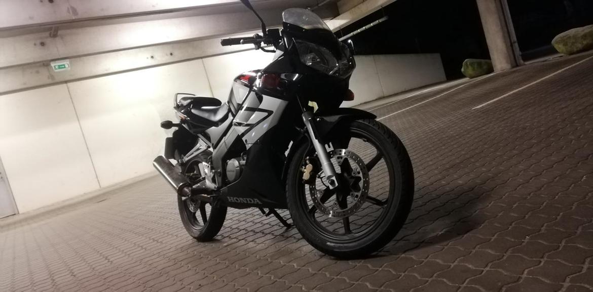 Honda CBR 125 R  billede 3