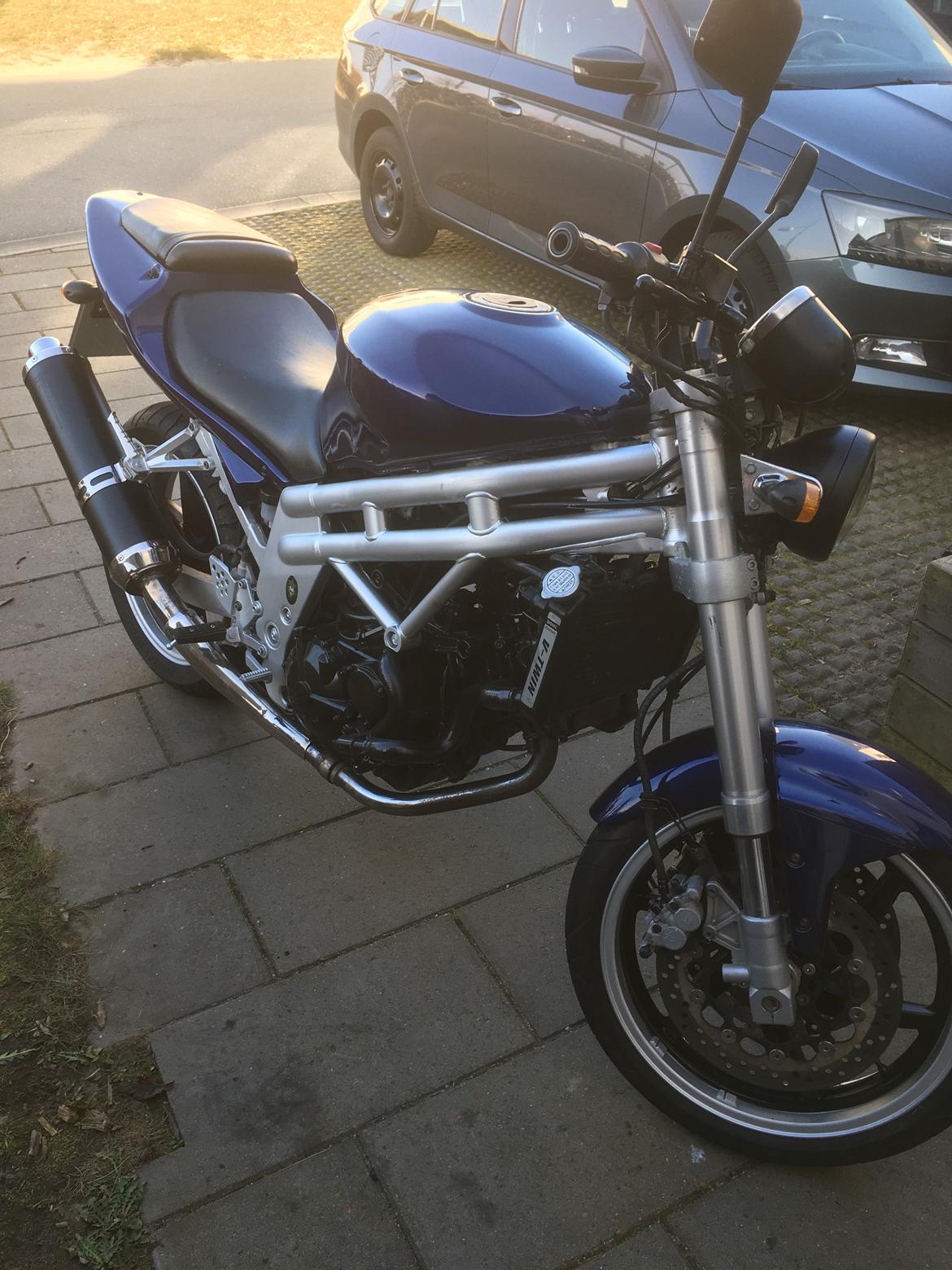 Hyosung Gt 650 . knækket ventil intet lever evigt ha solgt - 28/3-20 billede 9