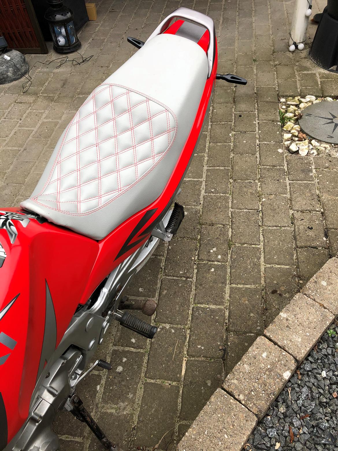 Suzuki Gs 500 e , speciel billede 5