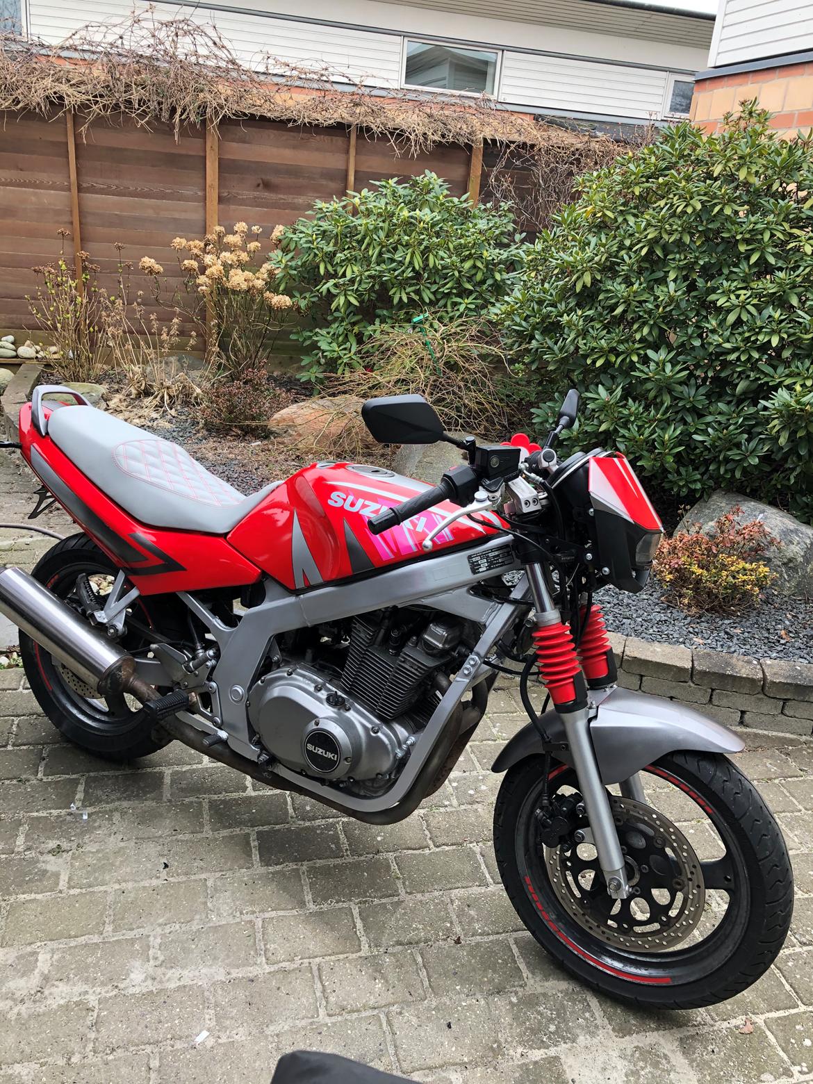 Suzuki Gs 500 e , speciel billede 6