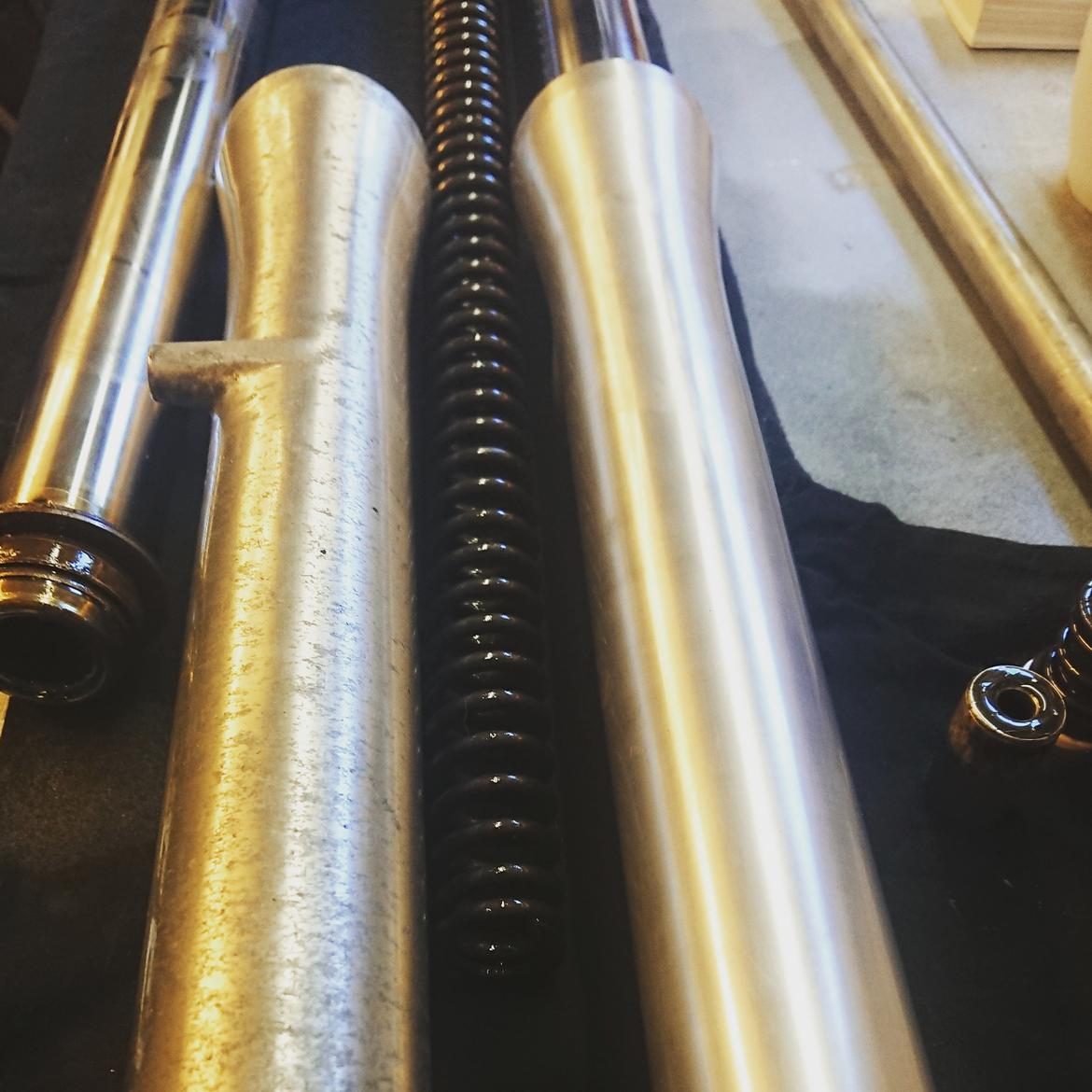 Suzuki Intruder VS700 GLG billede 10