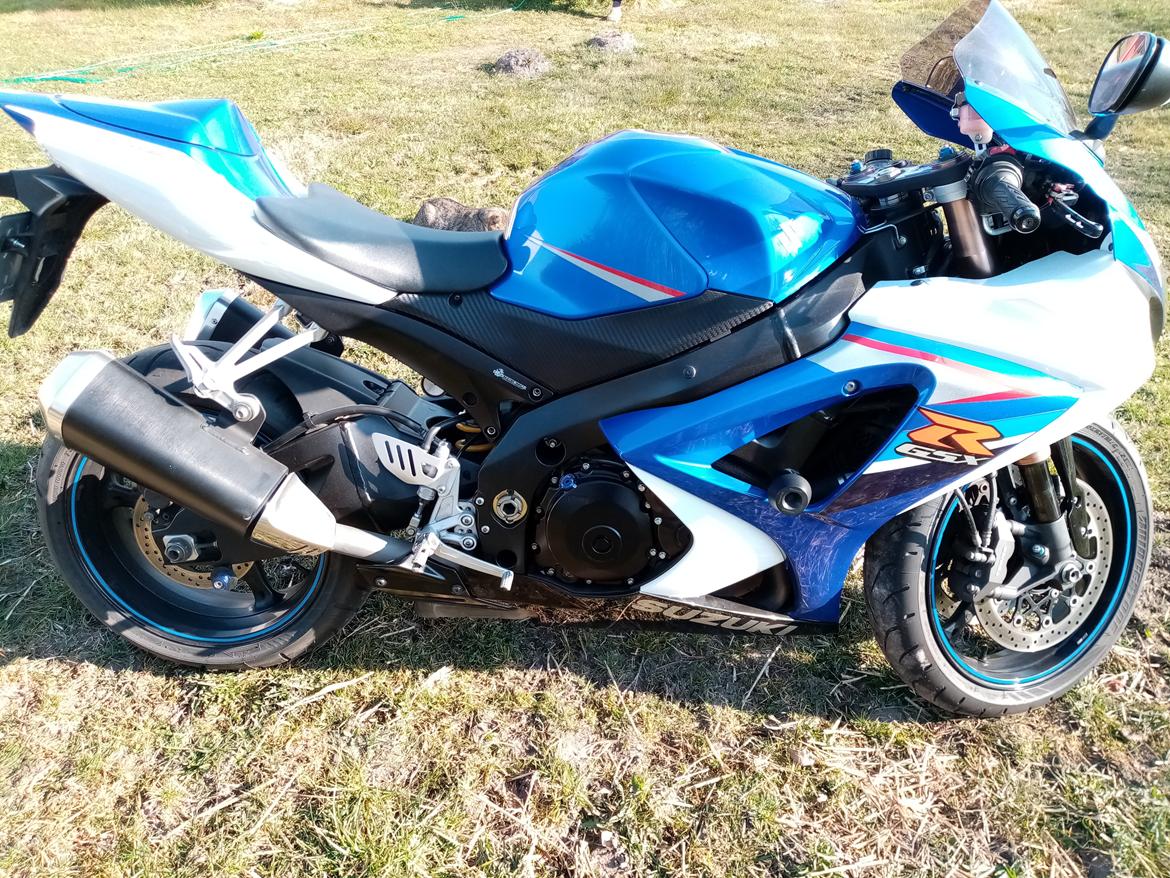 Suzuki GSX-R1000 k7 billede 9