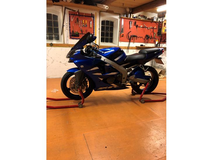 Kawasaki Zx6r billede 1