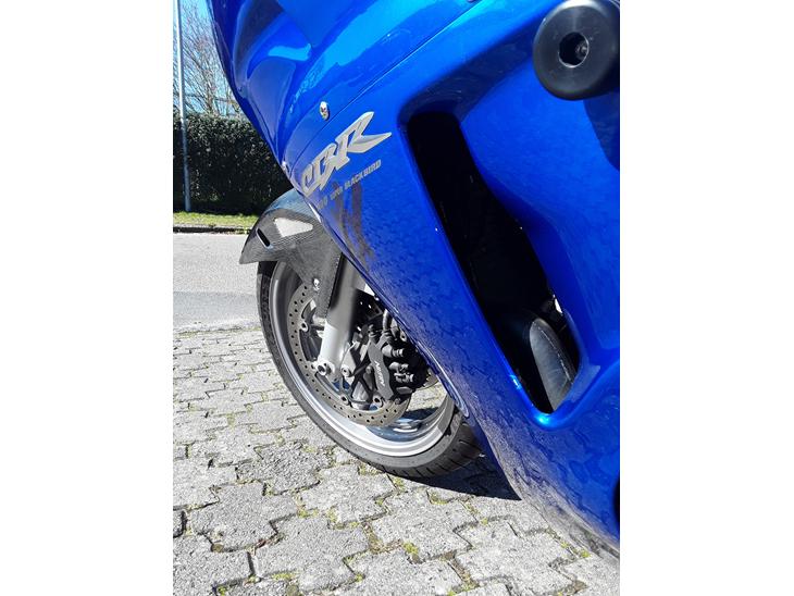 {{currentPhoto.altText}} billede {{currentPhoto.number}}