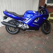 Honda CBR 600 F2