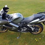 Honda VFR 800 v-tec
