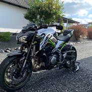 Kawasaki Z900