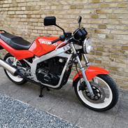 Suzuki GS 500e