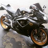 Suzuki gsxr 750