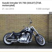 Suzuki VS 750 intruder 
