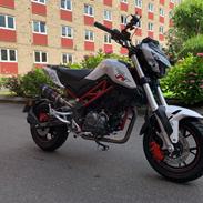 Benelli TNT 125