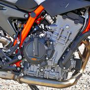 KTM DUKE 890 R