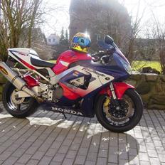 Honda CBR 929 Fireblade 