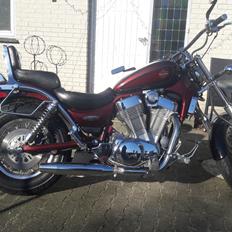 Suzuki VS 1400GL Intruder 
