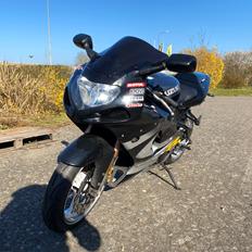 Suzuki Gsxr 1000 K1 (SOLGT)