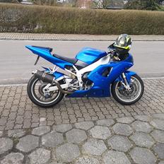 Yamaha YZF R1 (Rip) 