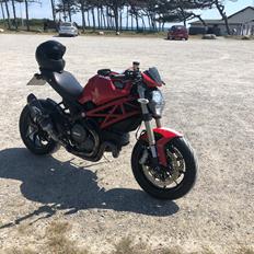 Ducati Monster 1100 EVO