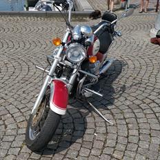 Moto Guzzi California EV
