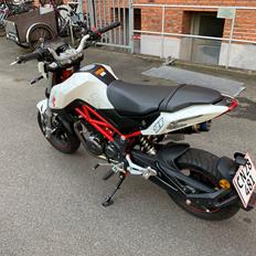 Benelli TNT 125
