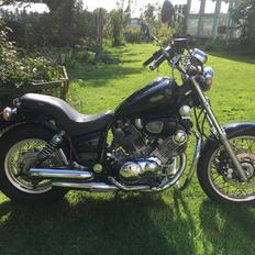 Yamaha XV 750 Virago