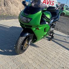 Kawasaki ZX9R