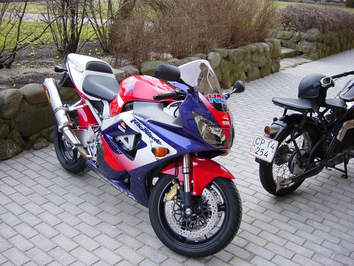 Honda CBR 929 Fireblade  billede 4